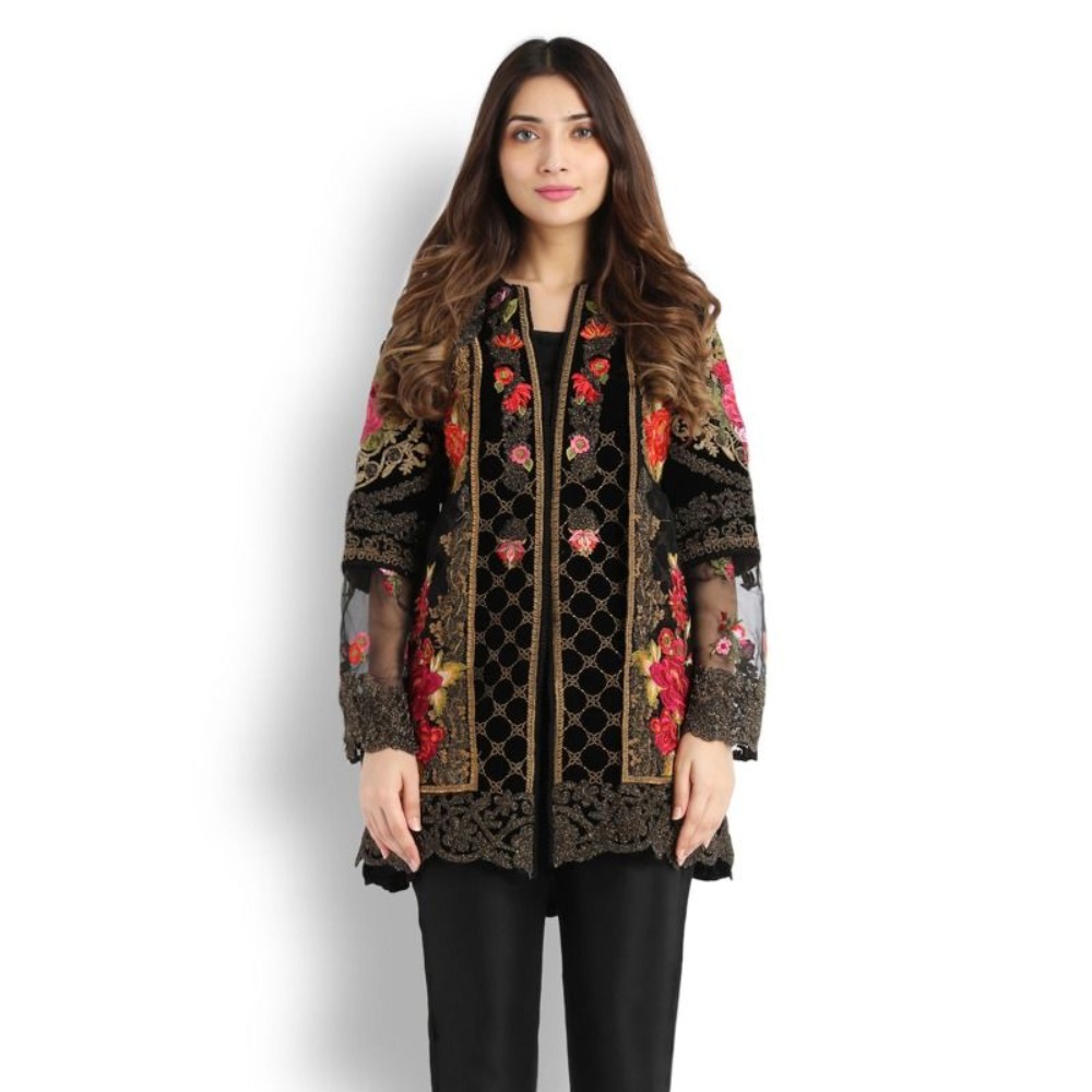 Meet your Posher, Saira